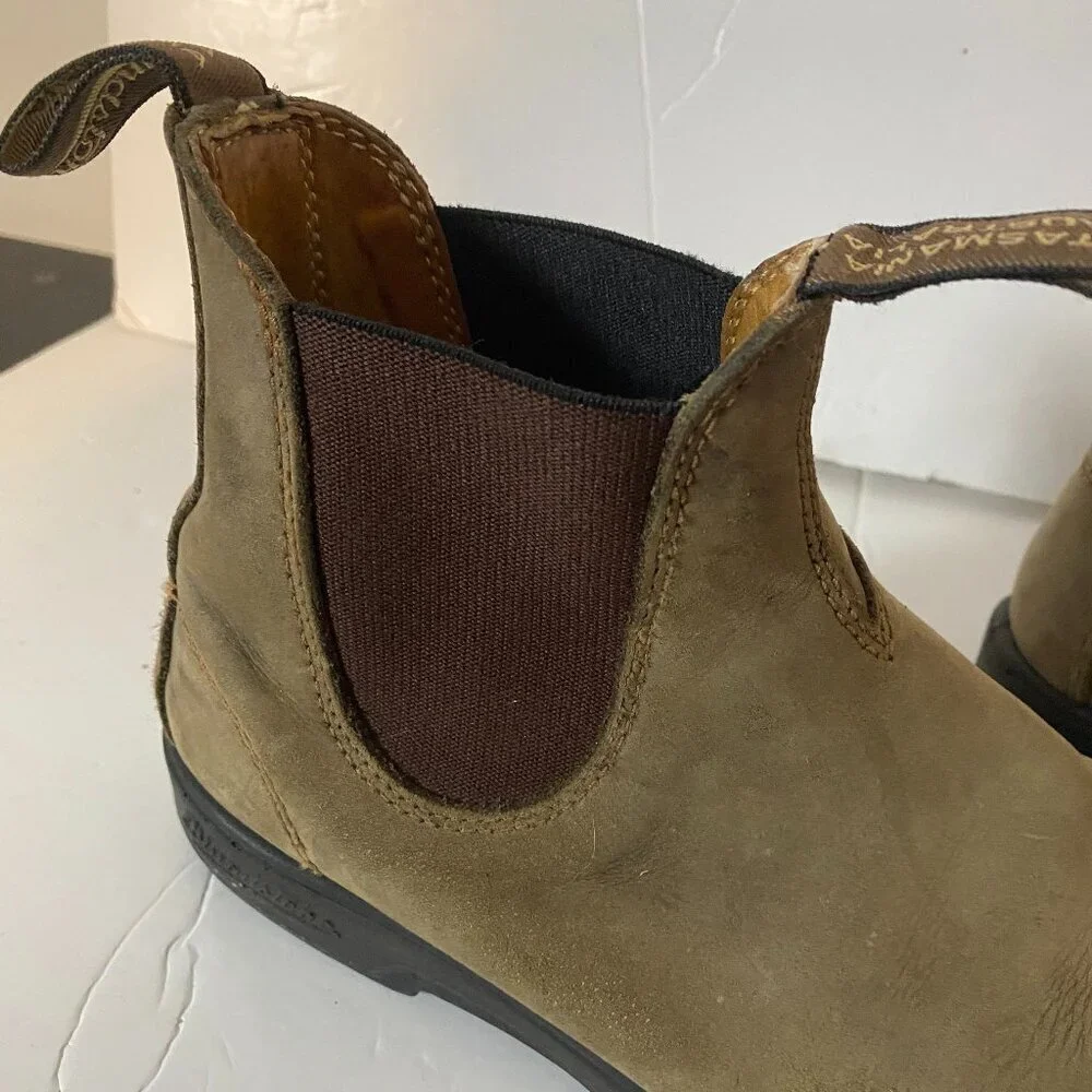 Blundstone brown leather